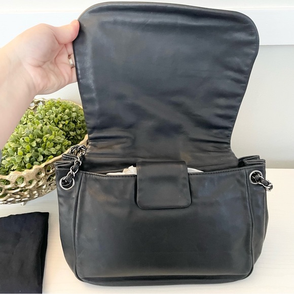 Chanel Chain Calfskin Luxe Ligne Accordion Flap Bag - Picture 9 of 16